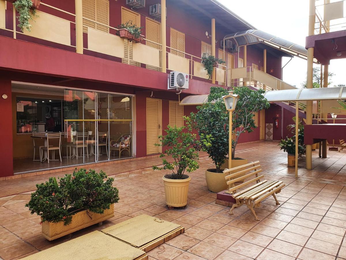 Hotel Sta Monica Μαρίλια Εξωτερικό φωτογραφία